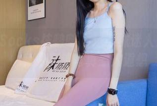 BoBoSocks袜啵啵 – 过膝袜迷人又好玩，稚予高清写真惹人遐想
