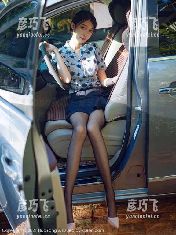 HuaYang花漾-赵惟依coco HuaYang花漾 - 分享赵惟依coco的女王套图,瞧她那样子,感觉权力就是这么任性。