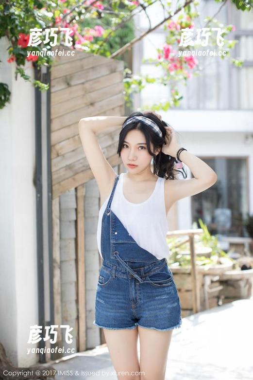 IMiss爱蜜社 - 乐薇Vivi的无圣光写真，裤里丝照得真真实实