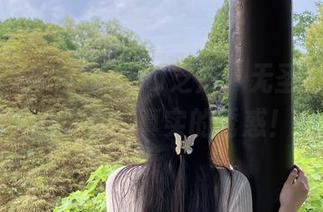 微密圈 – 原图版July芝岚：无圣光肉丝玉足合集，真实的诱惑！