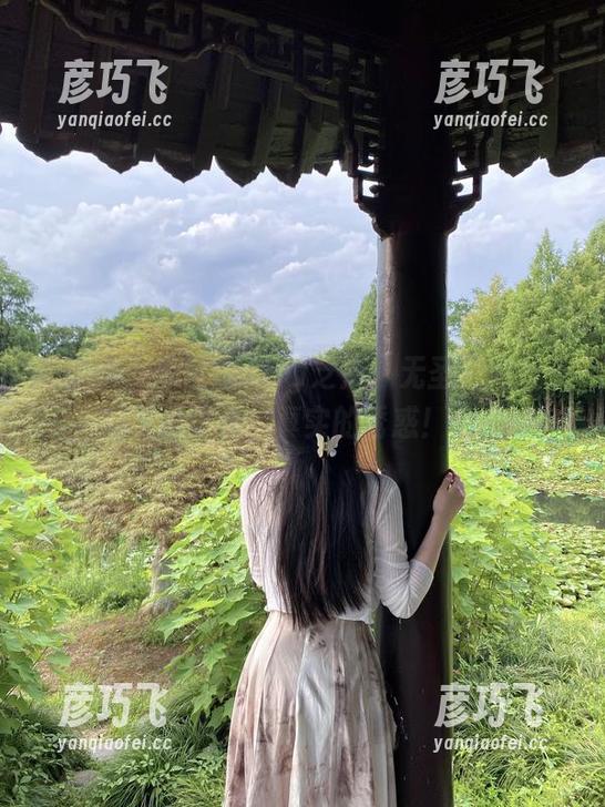 微密圈 - 原图版July芝岚：无圣光肉丝玉足合集，真实的诱惑！