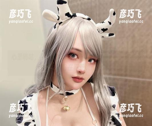 Machi马吉 心里嘀咕,为啥看Machi马吉的写真原图,总是无意中停留在那双美脚上?