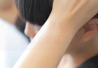 ROSI – 把“学姐”放大，杨晨晨把我看得小心脏狂跳。