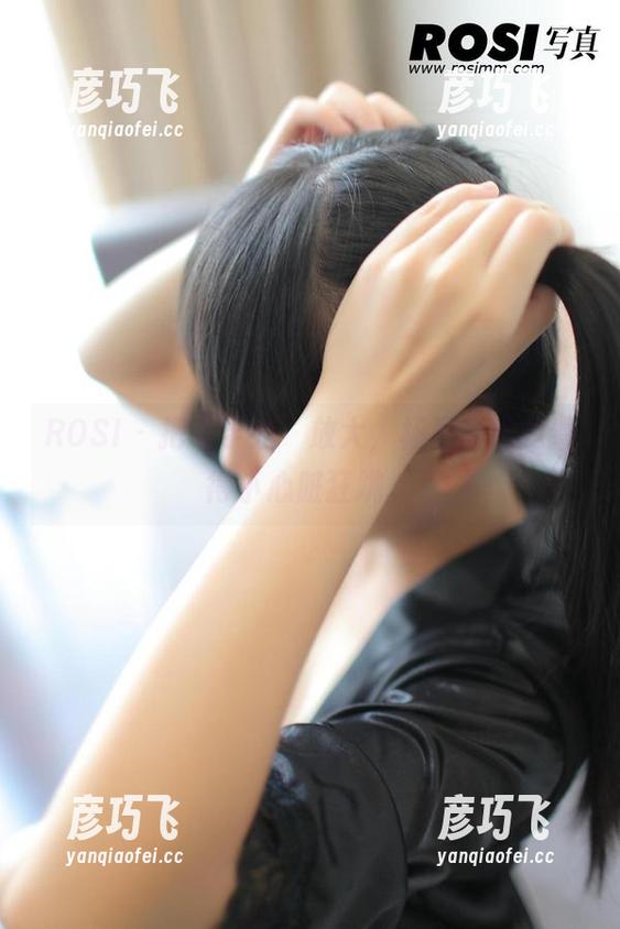 ROSI-杨晨晨 ROSI - 把“学姐”放大,杨晨晨把我看得小心脏狂跳。