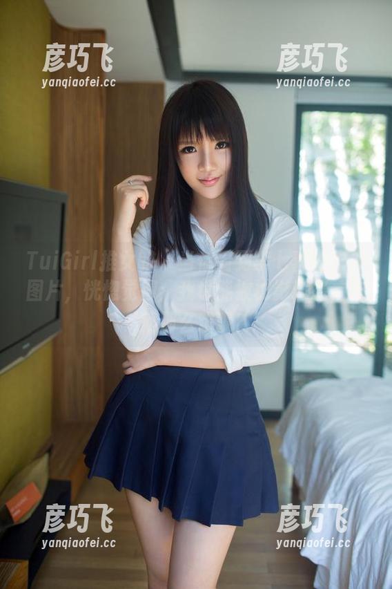 TuiGirl推女郎 - 当你看到李七喜的户外图片，恍惚觉得：我也能被树影环绕，咋就那么难呢？