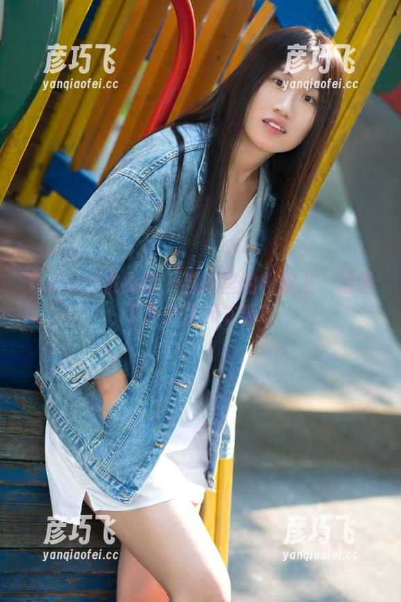 TuiGirl推女郎 - 礼服里的松果儿：精选了多少目光才够？