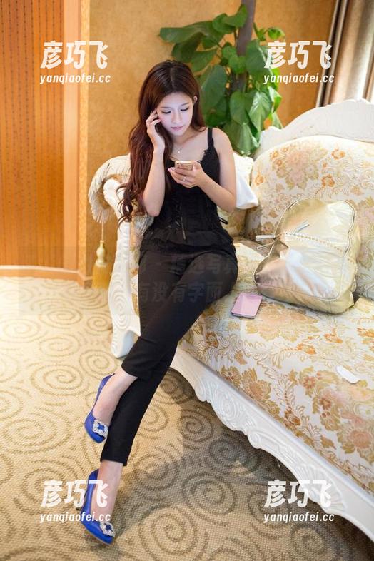 TuiGirl推女郎 - 精选写真：王馨瑶的秘书身份下有没有字面上的转换？