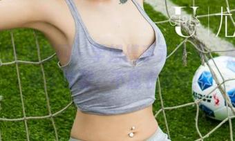 UGirls尤果网 – 学姐携手乔依琳：免费资源来炸裂，不愁衣服穿！