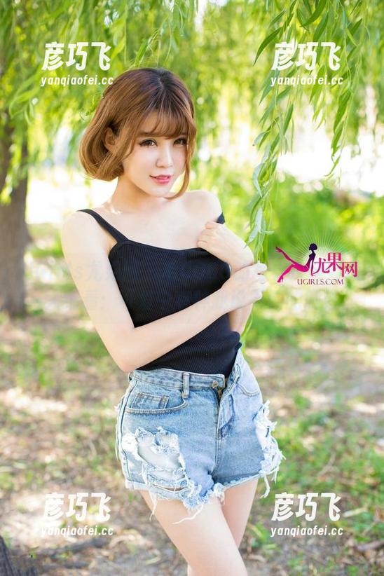 UGirls尤果网 - 毛COCO的写真决定要放大细看：可爱中有种我说不清的微妙