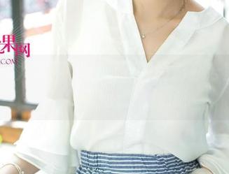 UGirls尤果网 – 黛斯羽的精彩办公室：极致美图精选！