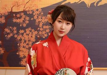 Xiuren秀人网 – 翻开FoxYini孟狐狸的女仆合集，我突然有种不太靠谱的预感。