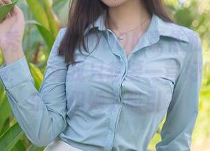 Xiuren秀人网 – MOON嘉依和她的高清御姐合集：其实我只想要一首好听的背景乐，但她太吸引了
