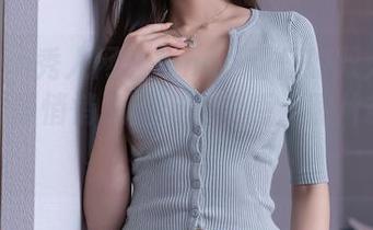 Xiuren秀人网 – tina_甜仔的双人默契：原图静悄悄流露出的情感，照片却似乎在倾诉。