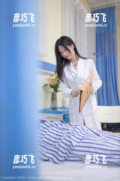 Xiuren秀人网 - 刘婷婷最新自拍：这个摆姿势的真功夫值得比划比划！