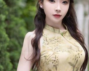 Xiuren秀人网 – 谁说资源只能沉闷？周思乔Betty的秘书图库来点风！
