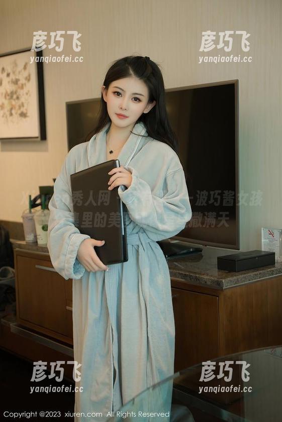 Xiuren秀人网 - 真有趣——波巧酱女孩合集里的美图就像星星撒满天