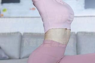 Xiuren秀人网 – 这一抹颜色的礼服，怎么让人不由自主想往美七Mia的全套走？下载有望凑近哦