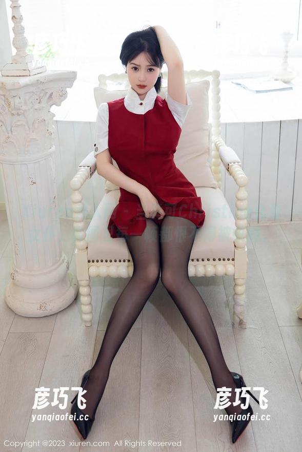 Xiuren秀人网 - 当黄可Christine化身女仆，套图里每一帧都恨不得被收藏。