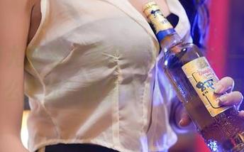 YouMi尤蜜荟 – 黑色经典，林幼一的造型怎么那么带劲？高清资源陪你一探究竟！