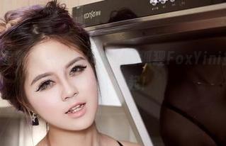 YouWu尤物馆 – 裸足作品，孟狐狸FoxYini把定制玩得风生水起！