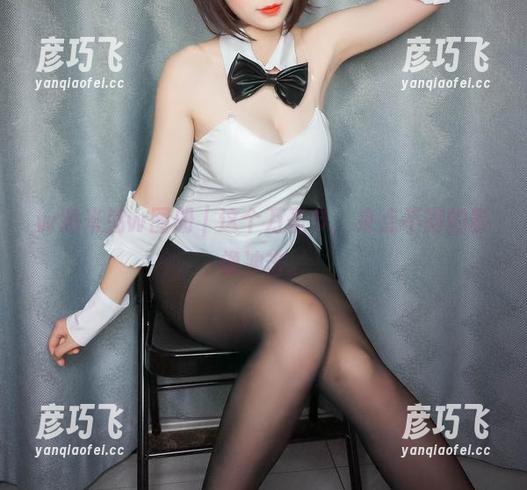 w黑米粥w图册｜这个万圣节，来点不同的影像冲击。