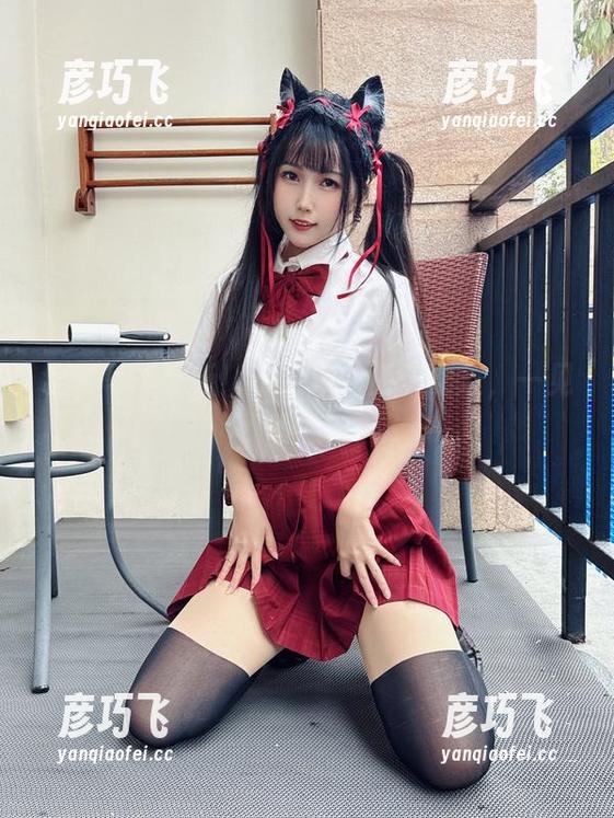 不呆猫 全套写真更新!不呆猫的兔子女友,一见倾心?