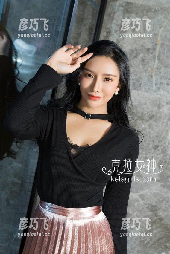 克拉女神 - 好吧，我承认，薇薇的美腿套图让我对完美有了一点点新的定义，其他的都不重要。
