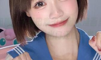 全套和服，千反田鹿子就像从漫画里走出的角色，这样的人出门还能被发掘吗？
