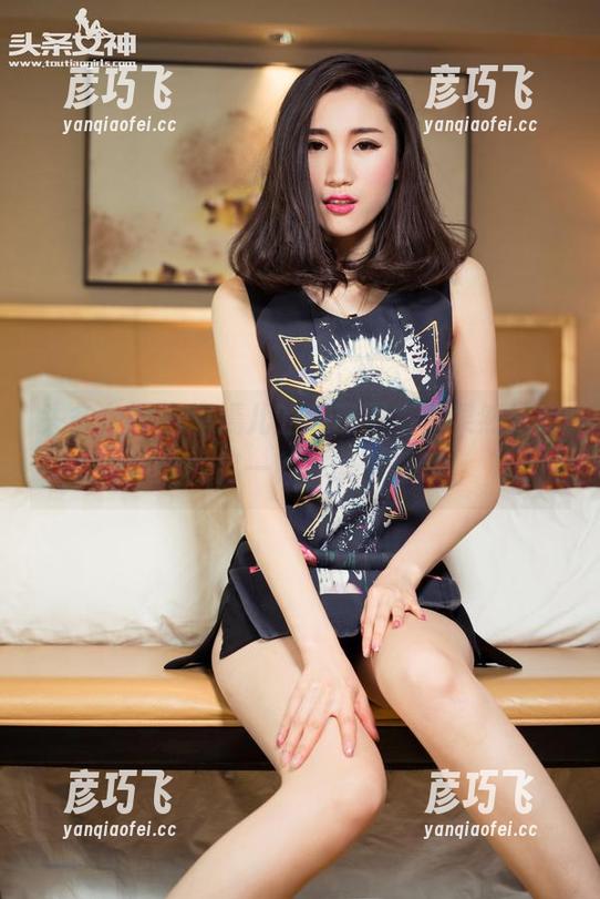 头条女神-唐嫣儿 头条女神 - 唐嫣儿的私房图集,果然是肉丝的另一种解读,嘿嘿