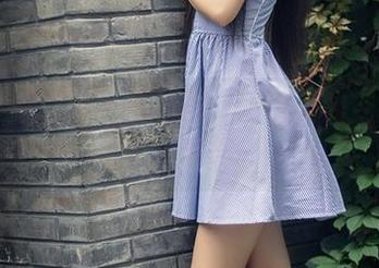 头条女神 – 蔡楠的私拍：图集里的空姐可能会忽视你！