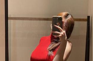 微密圈 – 一波新的更新！奶宝妹纸的图集里，少女展现了不可思议的一面，绝了！
