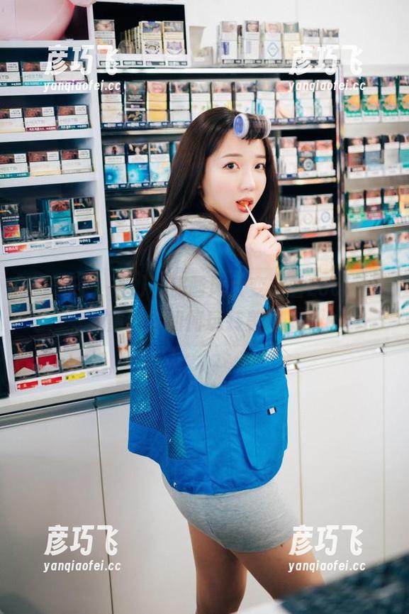 孙乐乐(손예은)私房画风大变，看Loozy双重约会如何玩转美图。