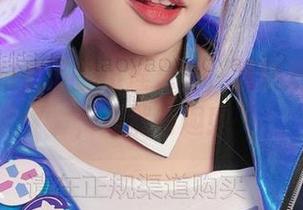 全套牛仔裤下的小瑶幺幺，既熟悉又陌生，果然有趣！