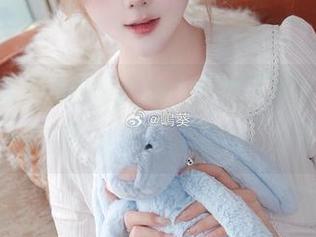 这不是普通的分享，嶋葵的写真之旅——纯洁的小天鹅也有小狂想