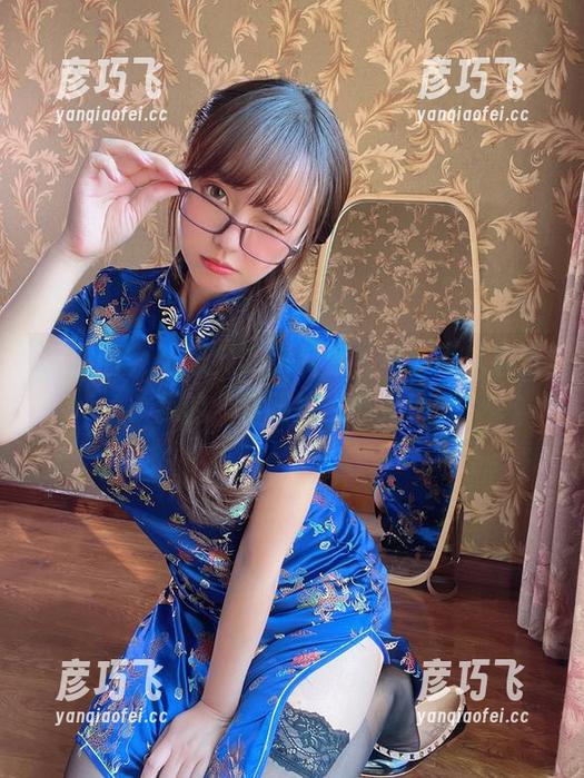 微密圈 - 张思允的jk制服，写真可以直击我的‘制服控’心灵！