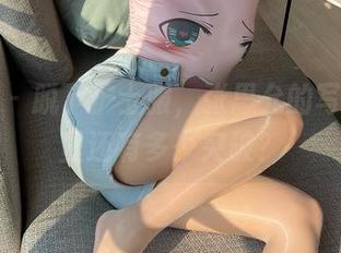 微密圈 – 脱下护士服，张思允的写真世界里还有多少突破？