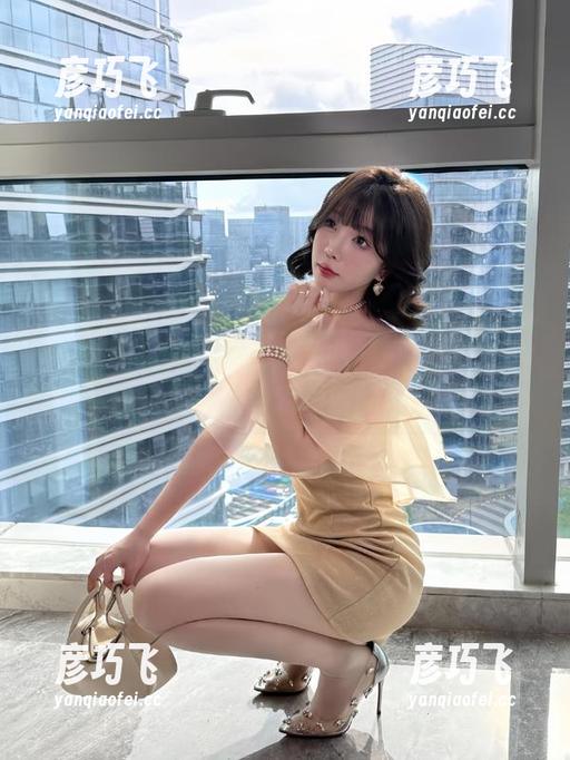 微密圈 - 私房长腿的原图，徐莉芝Booty轻轻松松刺激我短腿的自尊心