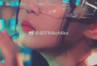当御子Yumiko的美足遇上写真，资源的诱惑总是难言。