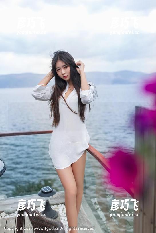 推女神-可儿Kayen 推女神 - 可儿Kayen睡衣合集:还有什么比这一幕更能让我想吃宵夜的呢?