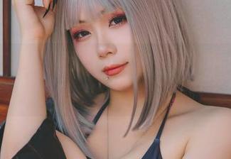 “末夜787出品”警告：手贱主播，遇见蜘蛛侠妹妹壁纸请控制！