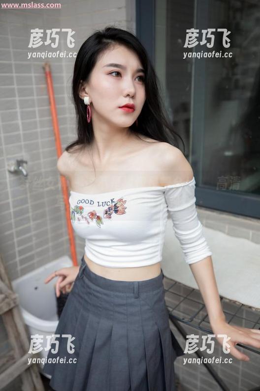 梦丝女神-玥玥 梦丝女神 - 这不是楼道是舞台!玥玥高清写真,让路过的也是观众。