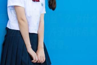 森萝财团 – “15D肉丝”？为什么我脑中浮现出那么多画面…卉子的作品集分享绝对让人好奇。
