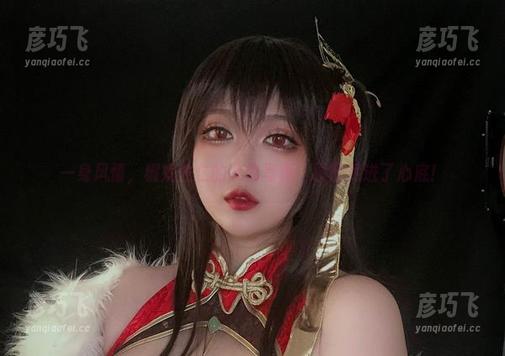 椒妮佐仁 一身风情,椒妮佐仁的大凤写真,原图照进了心底!