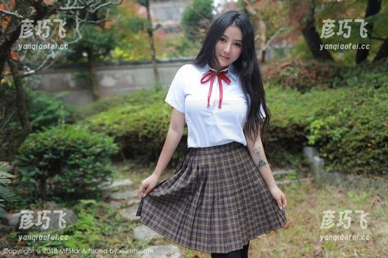 模范学院-软软Roro 模范学院 - 软软Roro的毛衣,让我的眼珠子都要沦陷了,在线美图真心不留情。