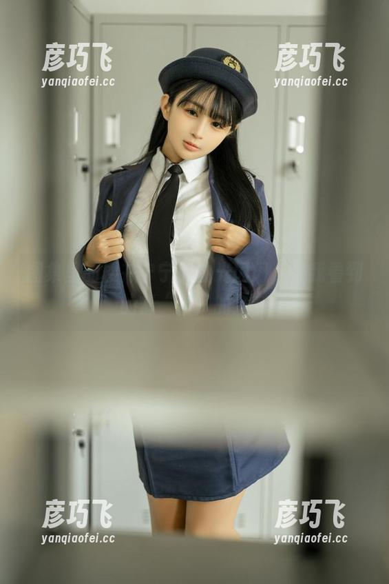 樱井宁宁 图集里的樱井宁宁:油光闪闪,是我看到的最“滑”的全套