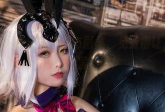 看樱岛嗷一碧蓝航线z46图集，免费得让人心里痒痒，欲罢不能！