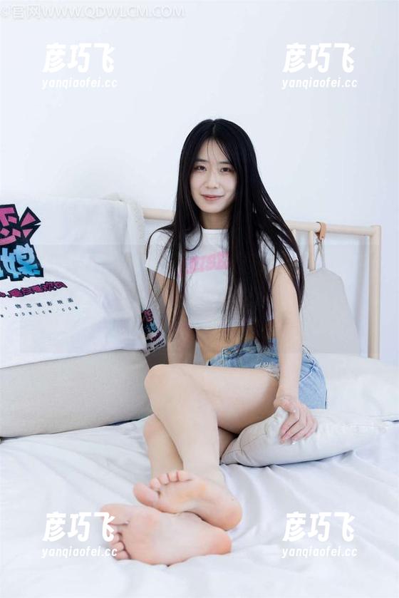 物恋传媒 - 图片里的厨娘佳琪，作品不是乱做的法，观察这件事，你说本宫煮的饭好吃嘛？