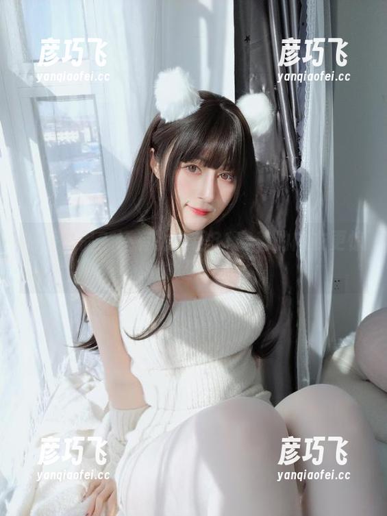 白银81 高清作品?还有比白银81穿着的内衣更惊艳的选择吗?