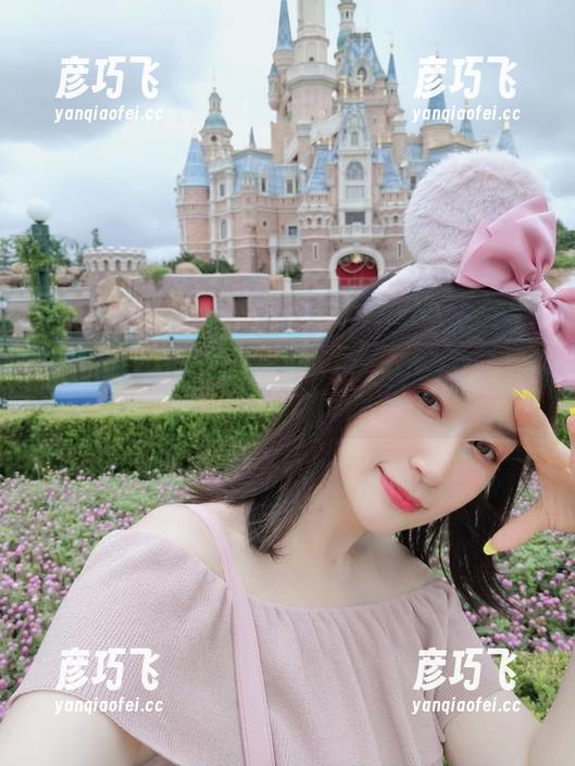护士和白银81：在线看秋冬时节的医美，原图回收不二价