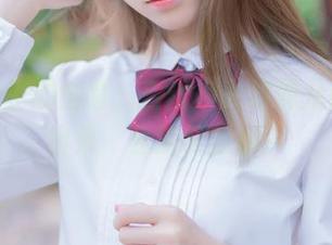 看祖木子的全套，白丝少女好像从画里走出来，急需带回家！